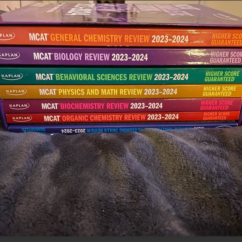 Kaplan 2023-2024 MCAT Complete 7 Book Subject Review
